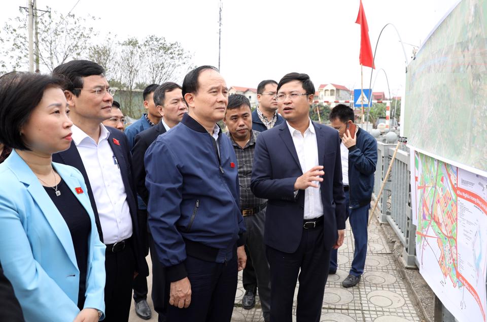 Sớm tháo gỡ khó khăn thực hiện Dự án đường Vành đai 4 tại huyện Đan Phượng